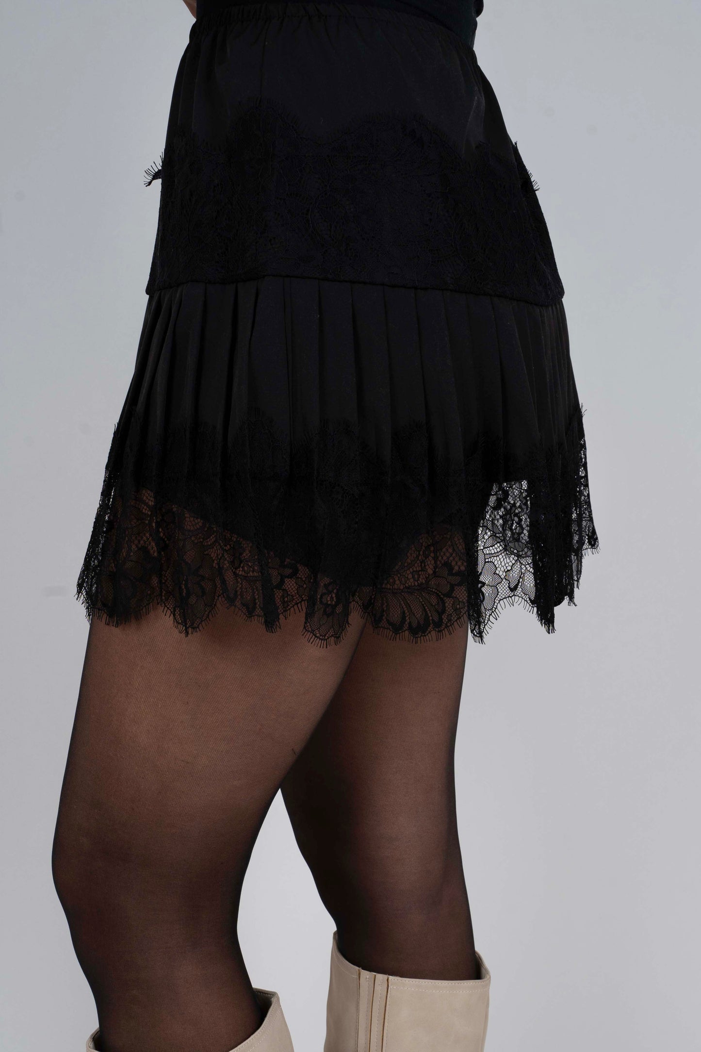 Perry Slip Skirt (Black)