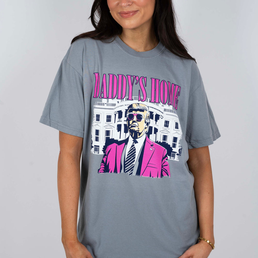 
                      
                        Daddy's Home Comfort Colors Tee (Grey)
                      
                    