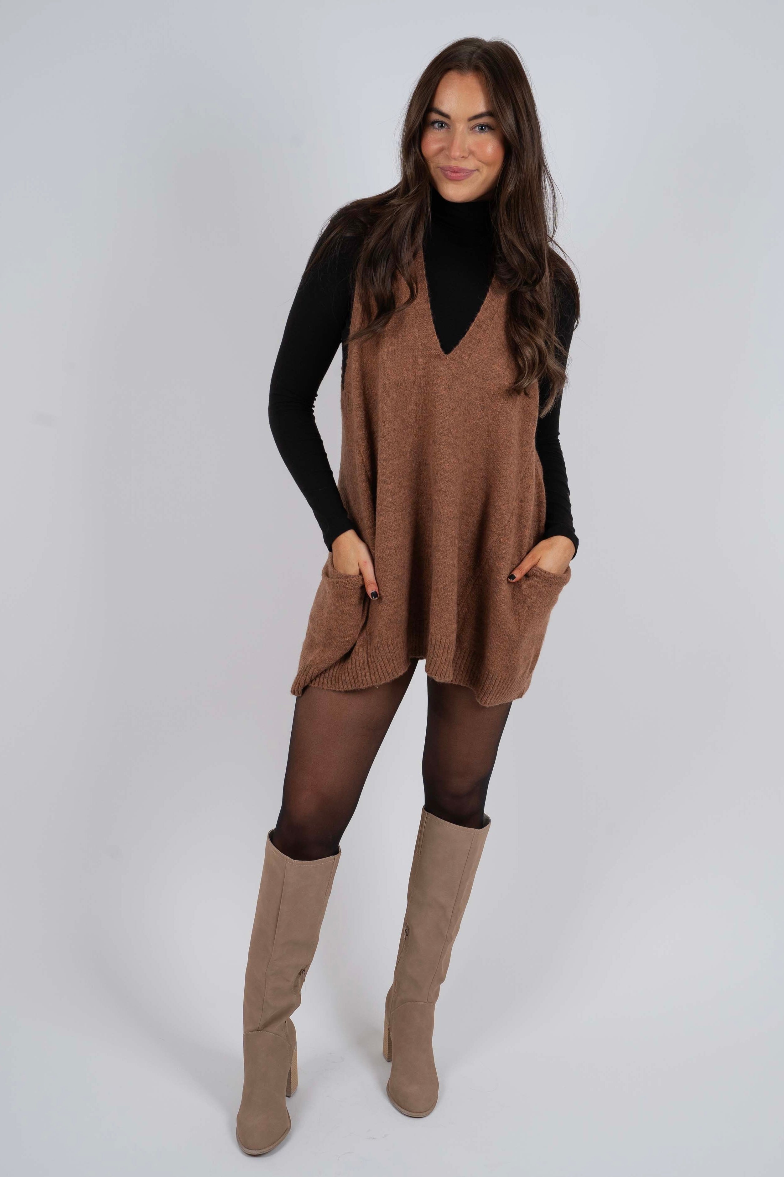 アダワズ INRAY HOODIE LONG GILET ニットジレ F 茶 アダワズ INRAY HOODIE LONG GILET ニットジレ F 茶 【公式通販】