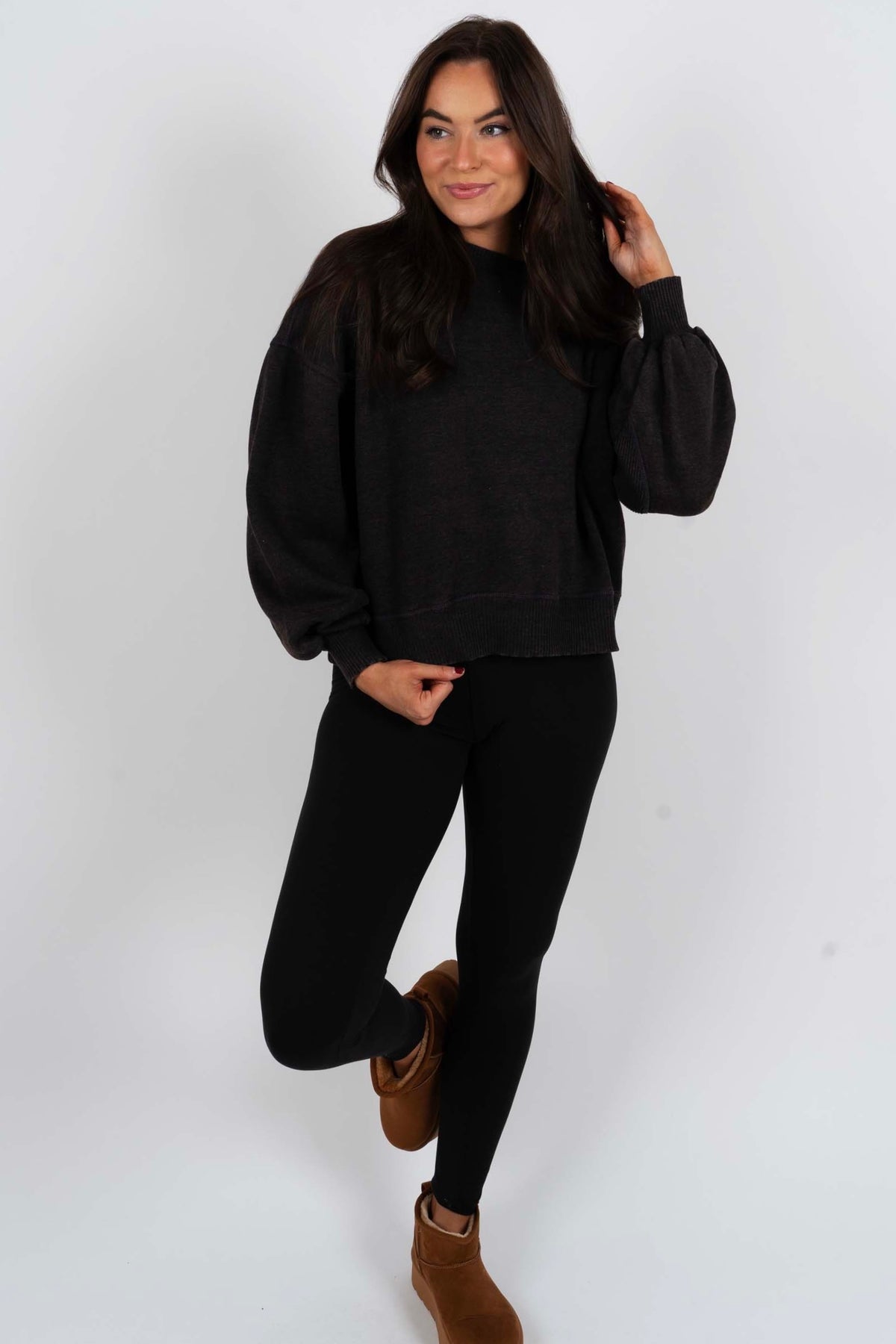 Lindsey Oversized Pullover (Black)