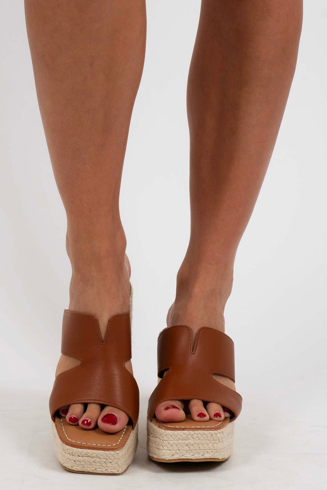 Chinese Laundry Next Door Wedge (Tan)