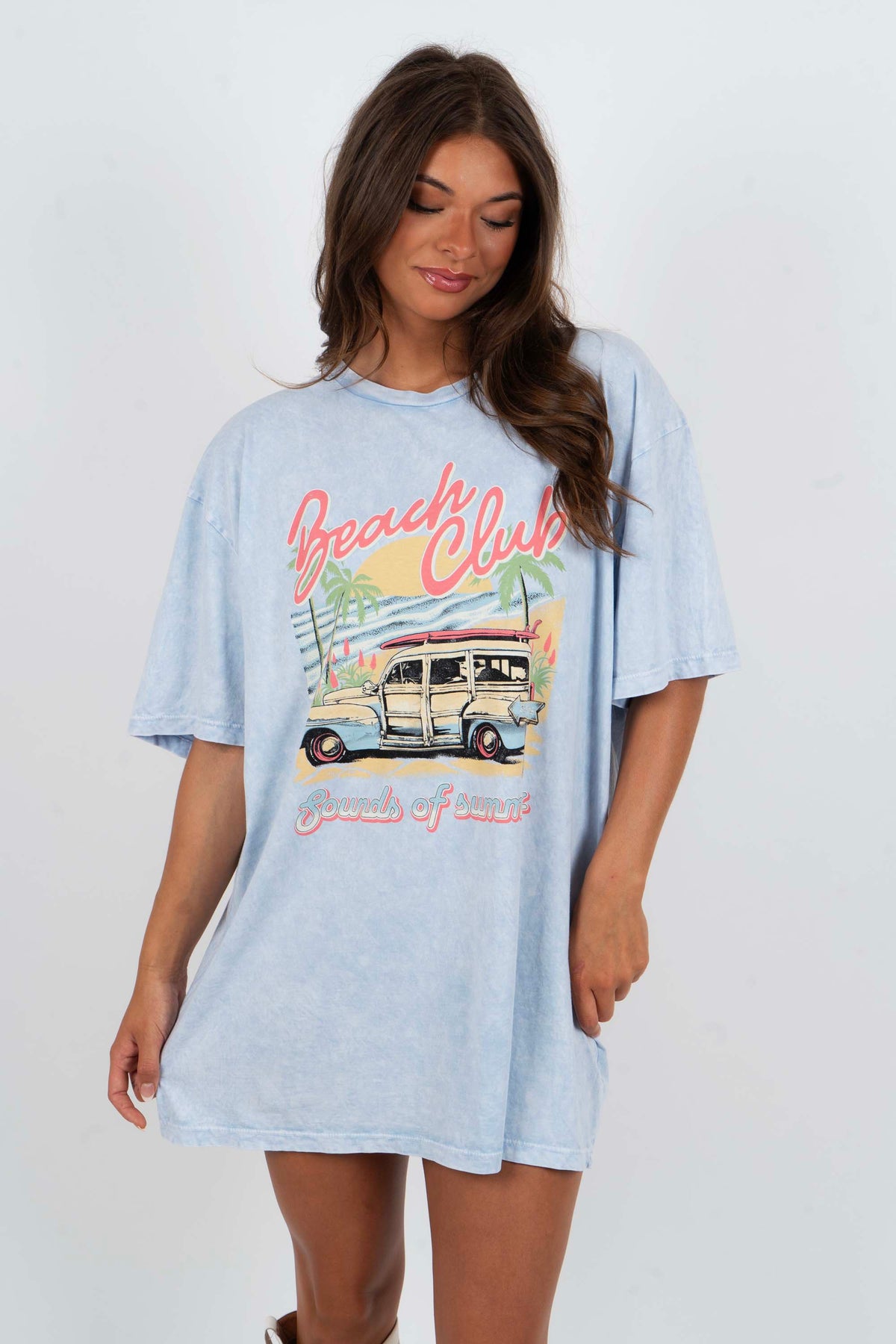 Beach Club Graphic Tee (Light Blue)