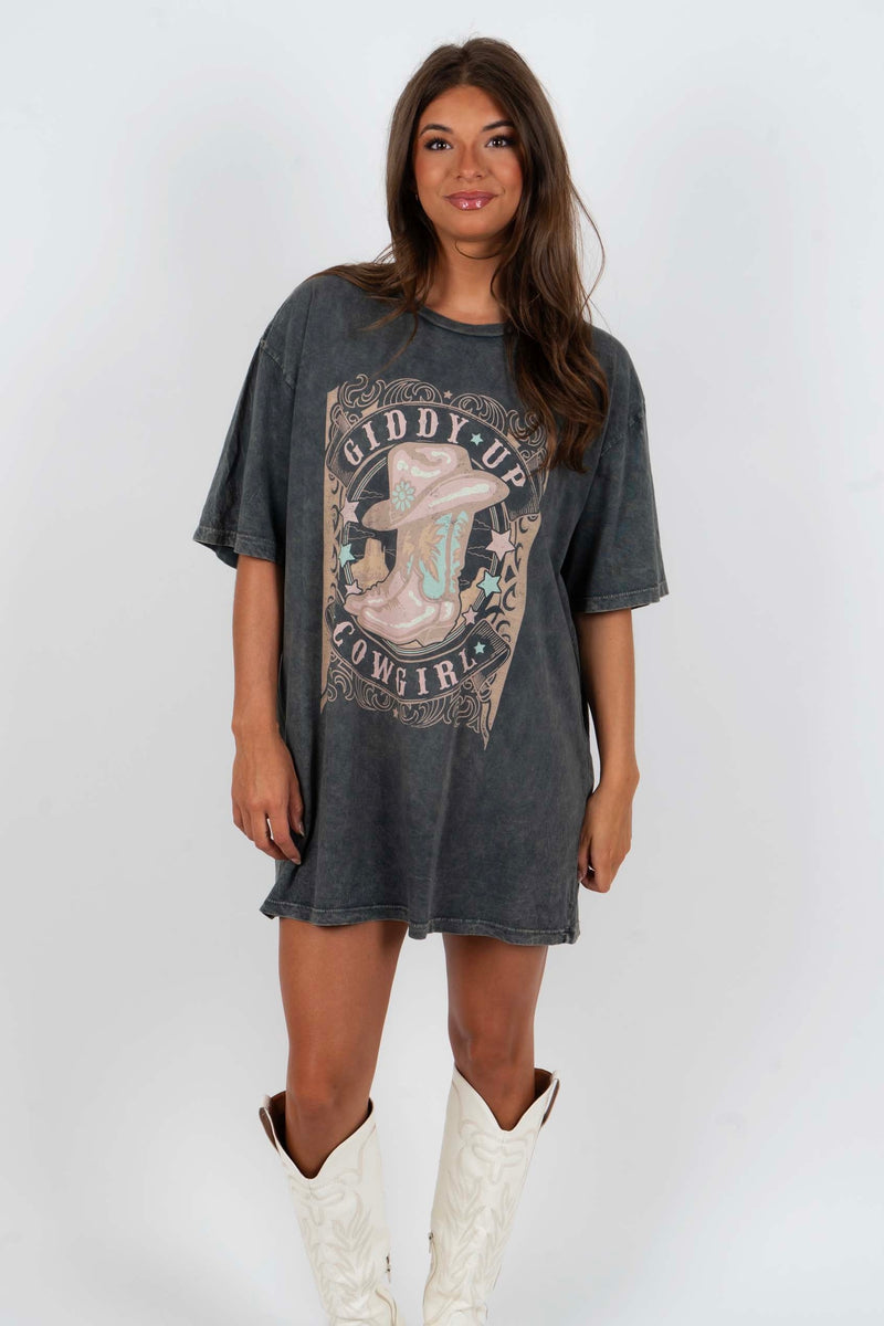Giddy Up Cowgirl Graphic Tee
