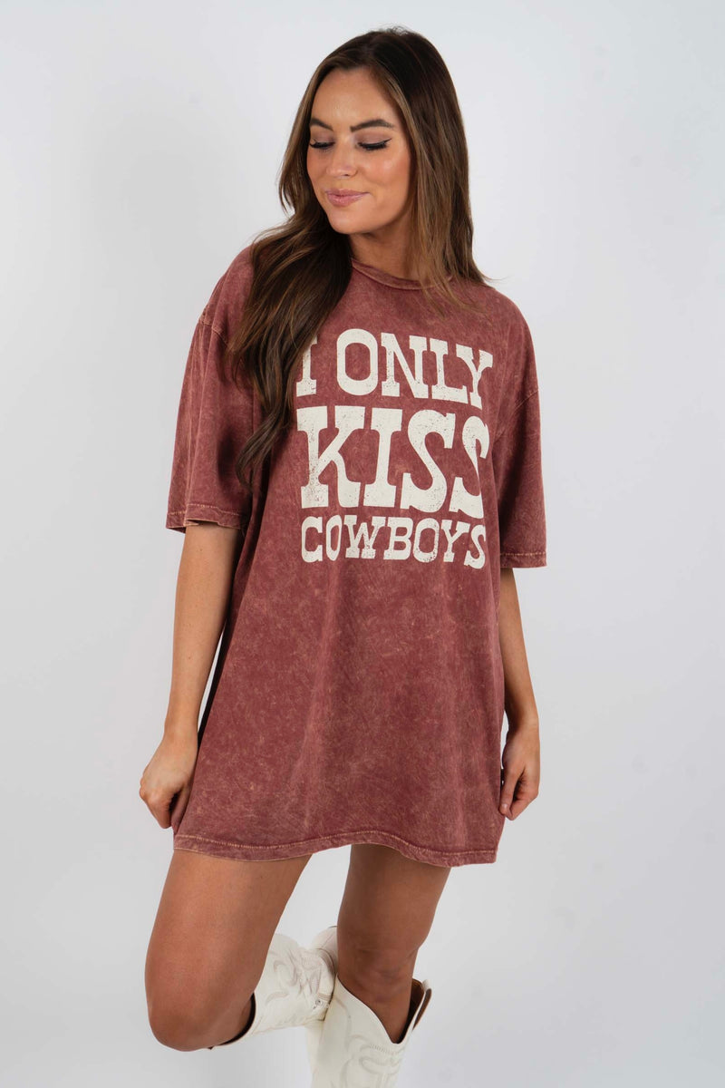 I Only Kiss Cowboys Tee (Vintage Wine)