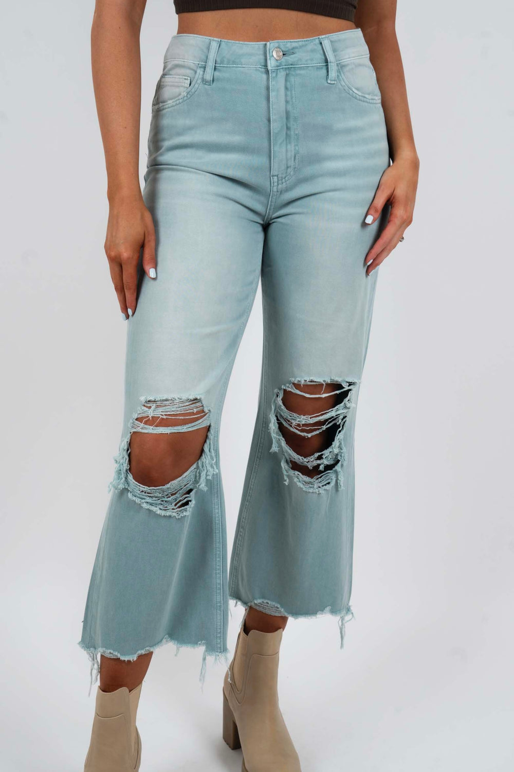 Fun & Free Cropped Jeans (Cloud Blue)