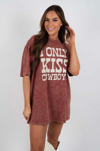 I Only Kiss Cowboys Tee