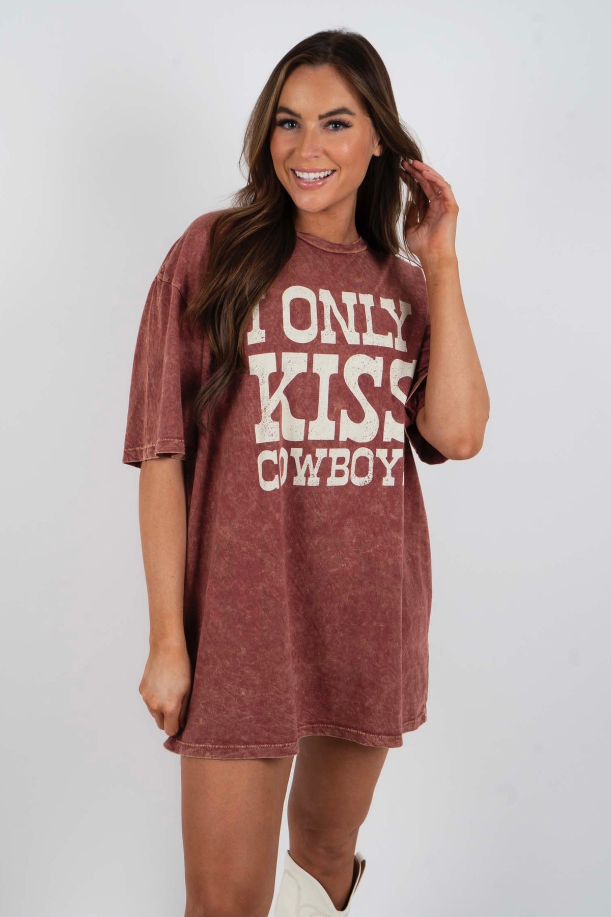 I Only Kiss Cowboys Tee (Vintage Wine)